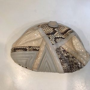 Small dress bag with optional shoulder strap